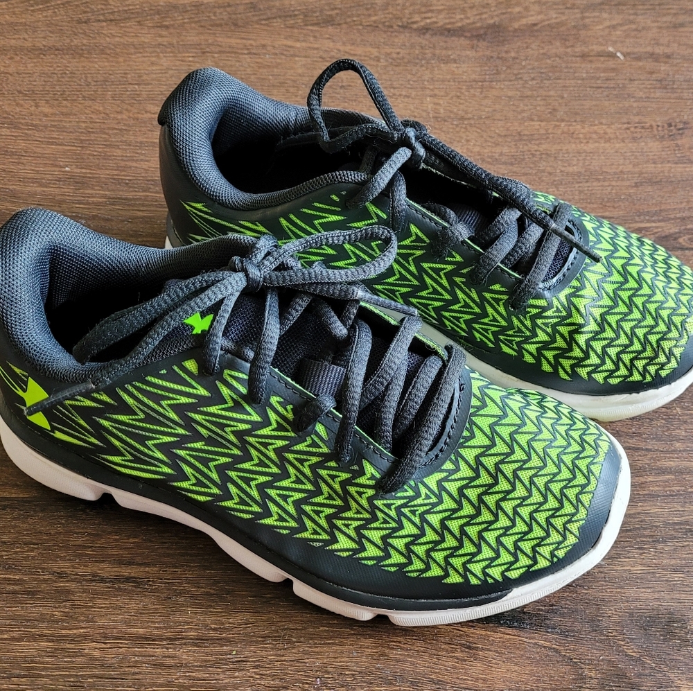 Boys Under Armour Shoes